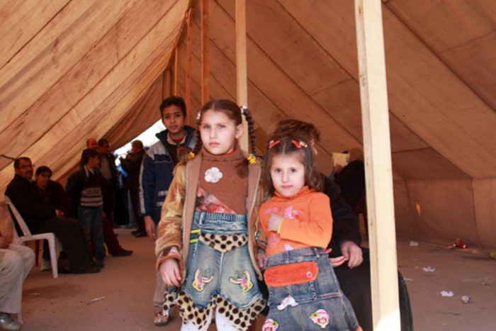 151003kubota06窮状を訴える難民　写真下：難民の子供たち
