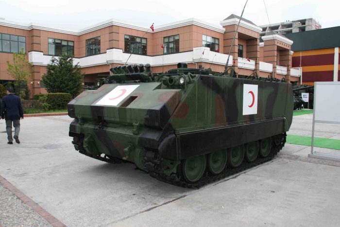 我が国からODAを受けているトルコ軍でも装甲野戦救急車を装備している。