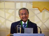マハティール氏　中国案件にNO！