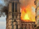 ノートルダム火災、寄付続々