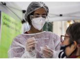仏、コロナ死減少も警戒続く
