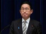 派閥解体が最善策　問われる岸田首相の決意